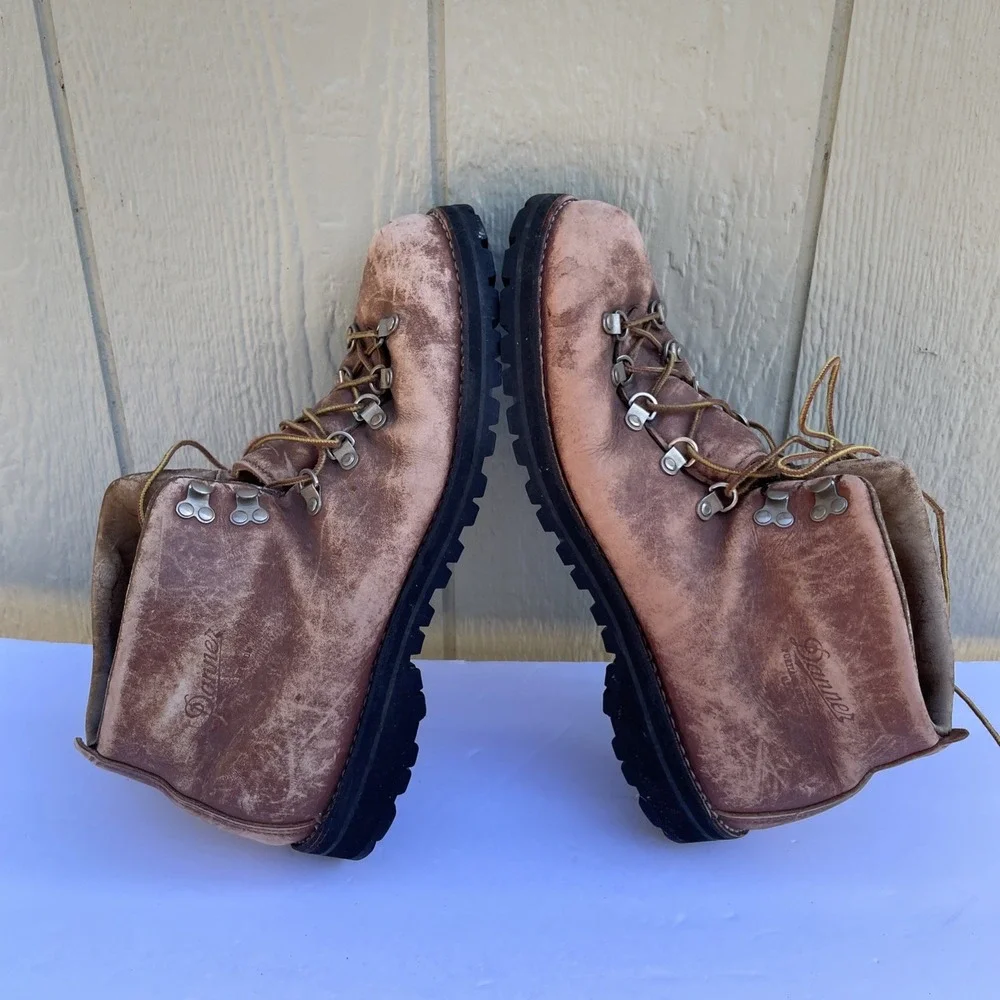 VTG Danner Mountain Light Boots Mens 14D Brown Leather Hiking Workwear Outdoor